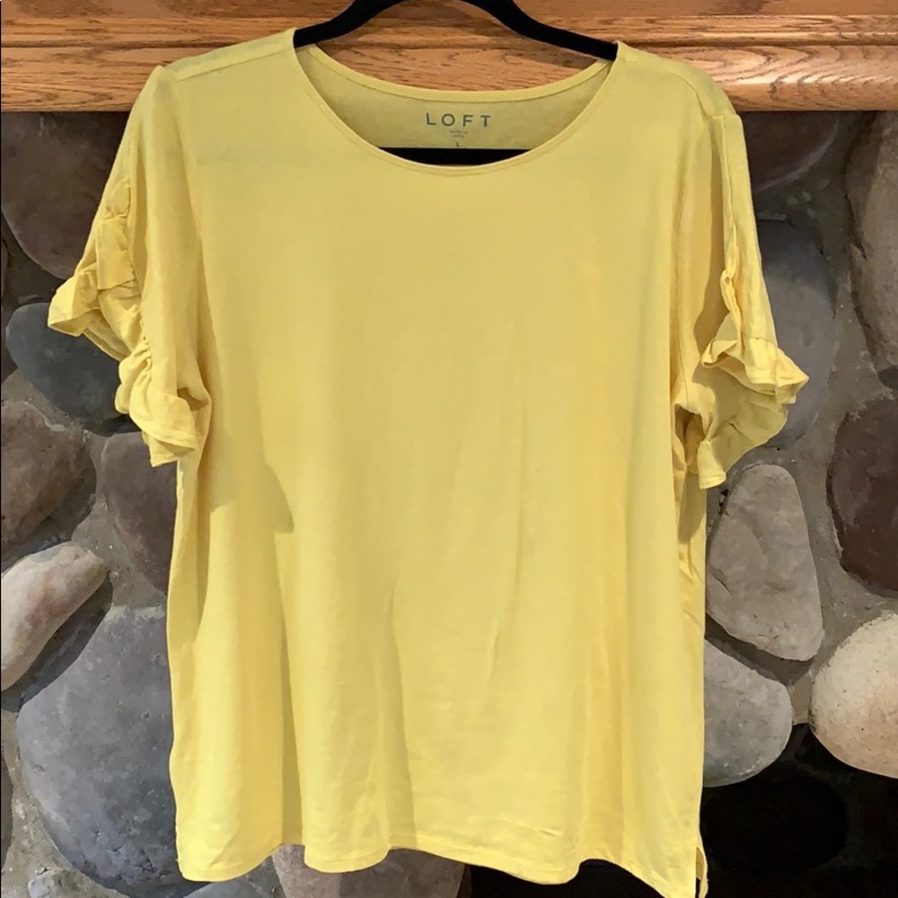 Loft ruffle sleeve tee